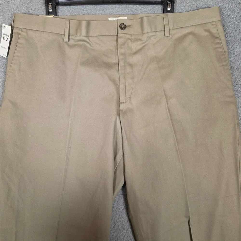 Dockers Chino Pants Mens 44x30 Timber Tan Relaxed Stretch Office Business‎ NEW